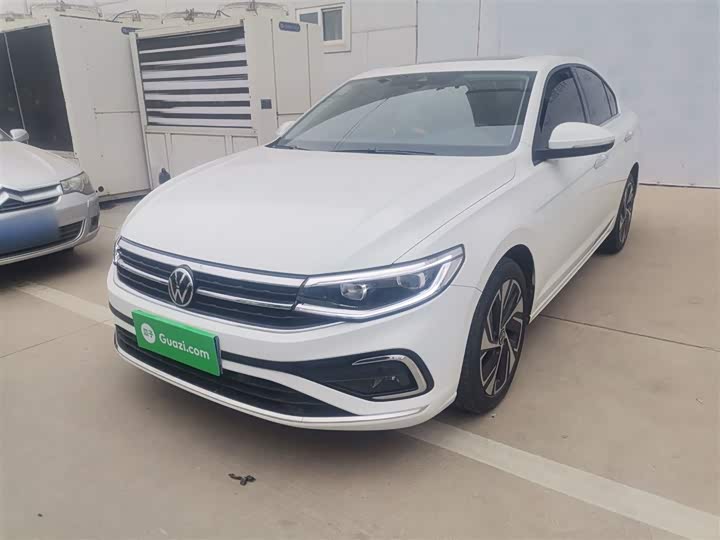 Фото 1 - Volkswagen Bora