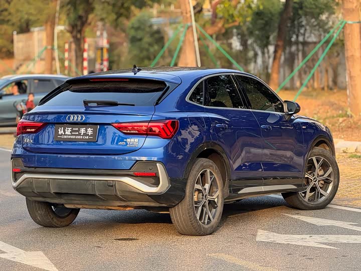 Фото 5 - Audi Q3 Sportback