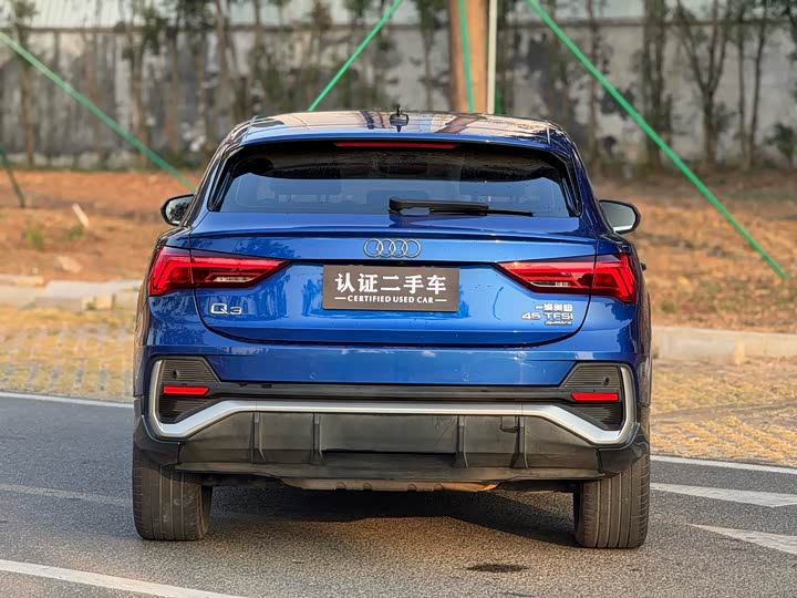Фото 6 - Audi Q3 Sportback