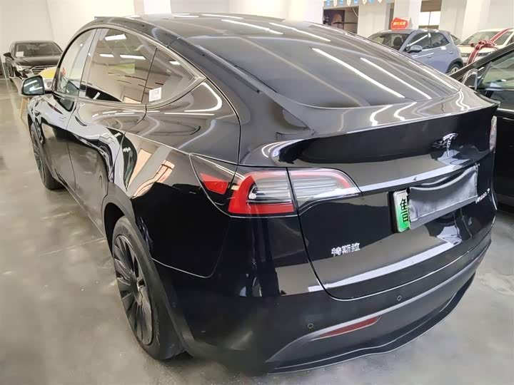 Фото 5 - Tesla Model Y