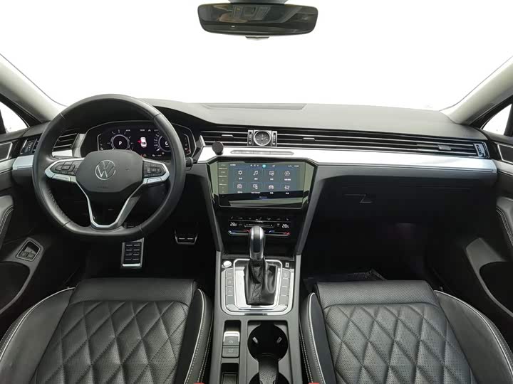 Фото 5 - Volkswagen Magotan GTE Hybrid