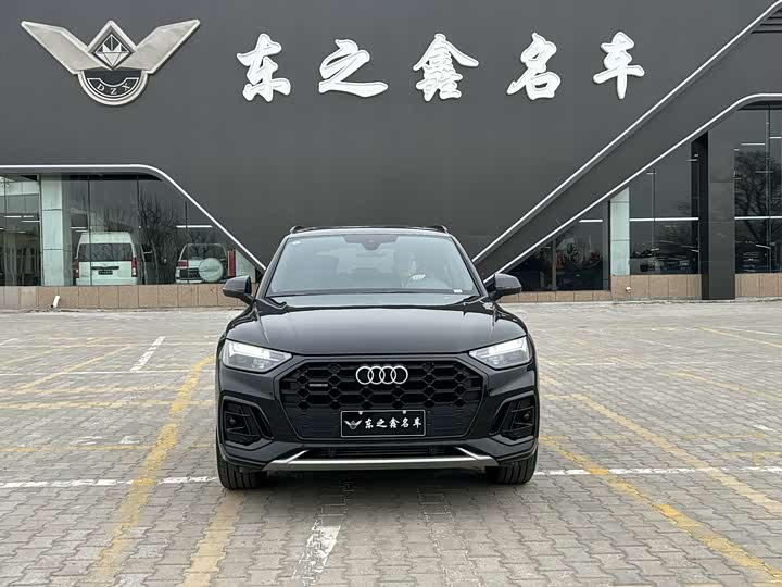 Фото 4 - Audi Q5L