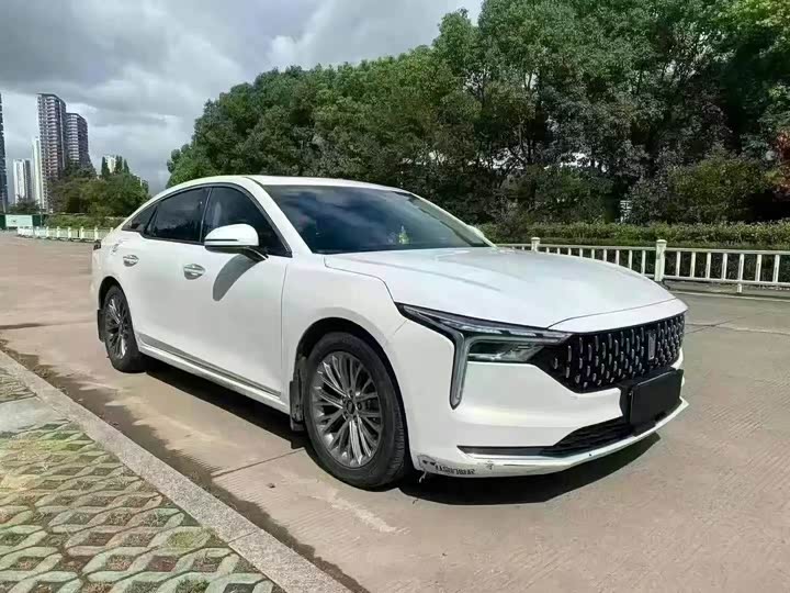 Фото 3 - Bestune B70