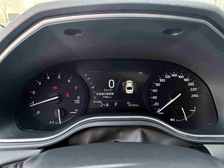 Фото 8 - Toyota Avalon