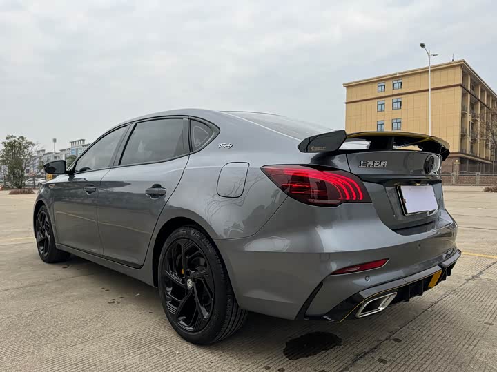 Фото 7 - MG Motor 6