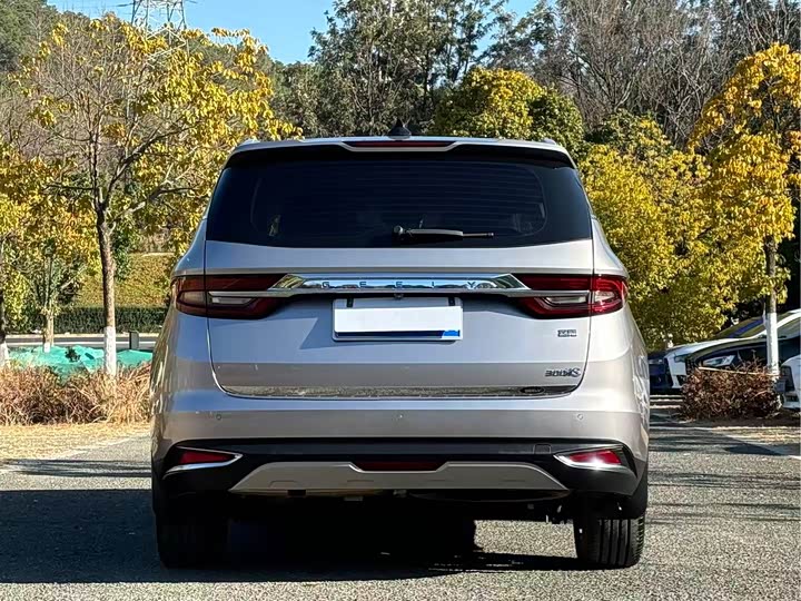 Фото 5 - Geely Jiaji