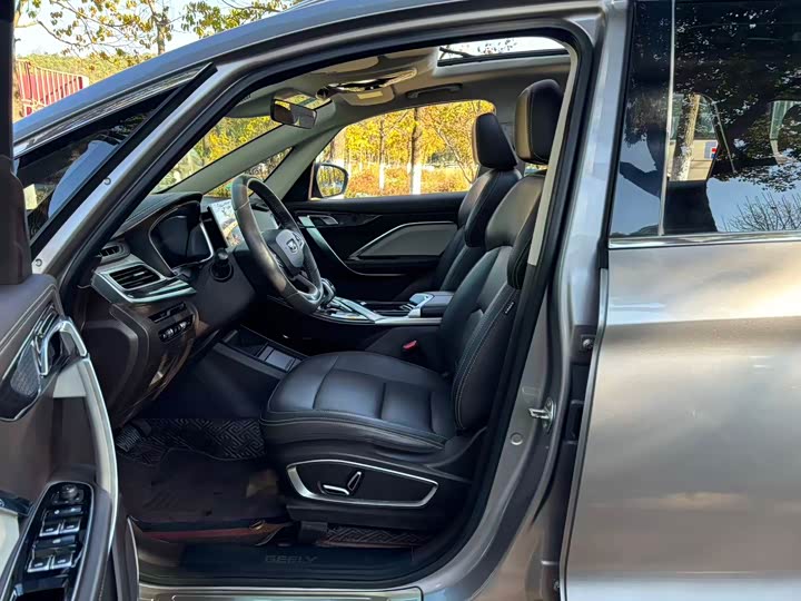 Фото 7 - Geely Jiaji