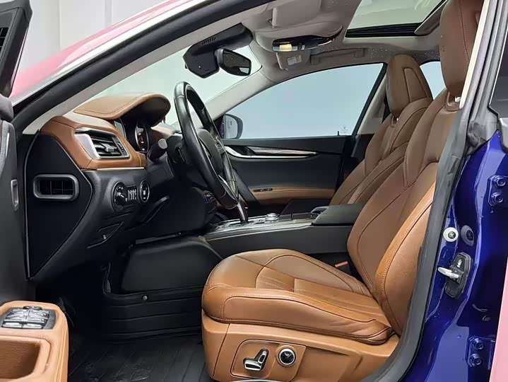 Фото 5 - Maserati Ghibli