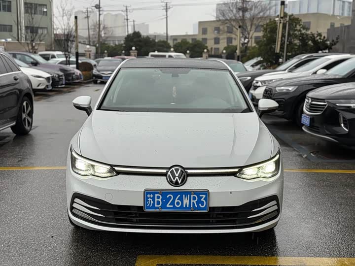 Фото 2 - Volkswagen Golf