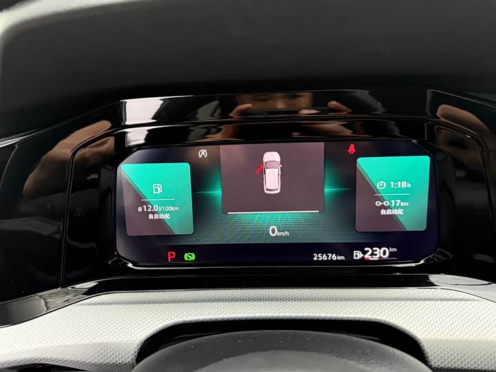 Фото 5 - Volkswagen Golf