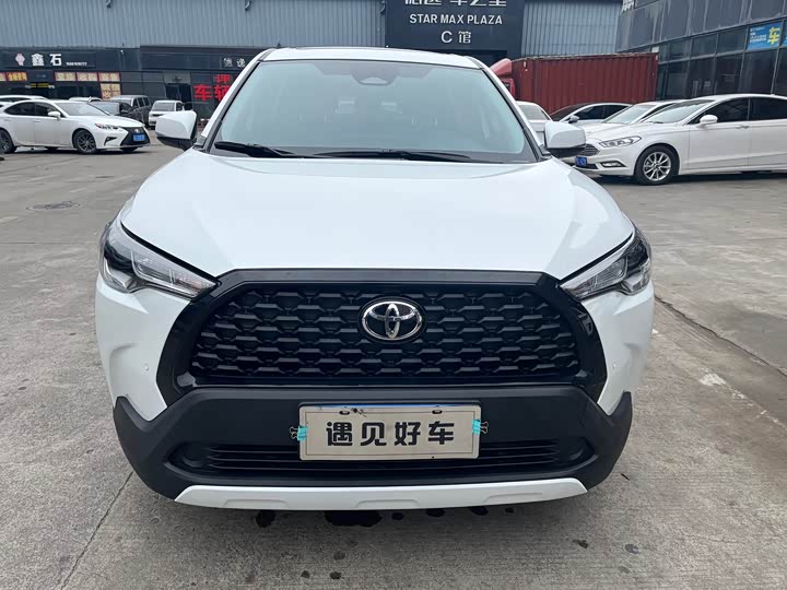 Фото 2 - Toyota Corolla Cross