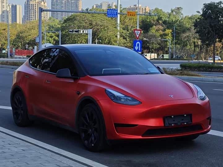 Фото 4 - Tesla Model Y