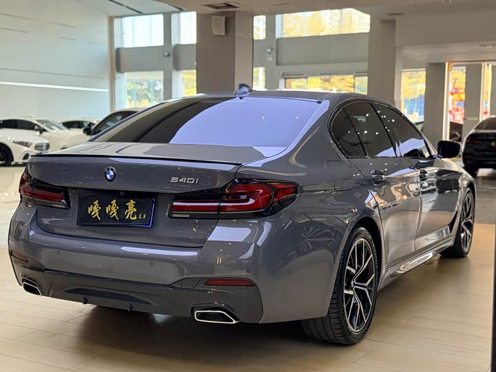 Фото 9 - BMW 5 Series