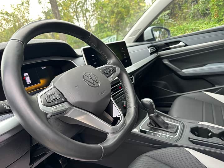 Фото 7 - Volkswagen Lavida