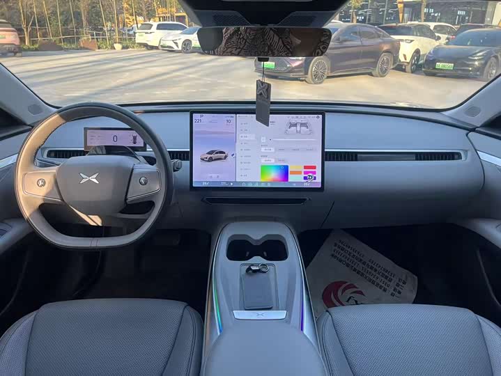 Фото 6 - XPeng Mona M03