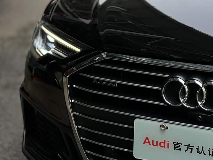 Фото 8 - Audi A6L