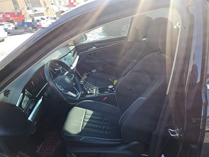 Фото 8 - Volkswagen Passat