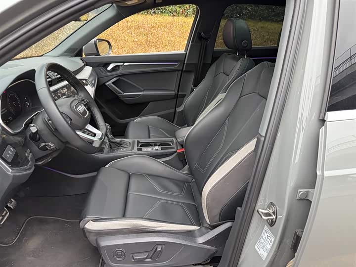 Фото 8 - Audi Q3