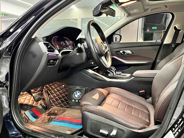 Фото 4 - BMW 3 Series