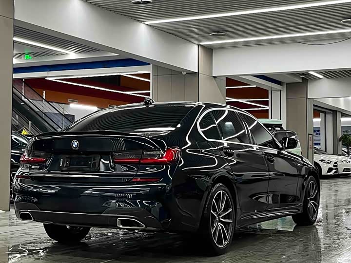 Фото 9 - BMW 3 Series