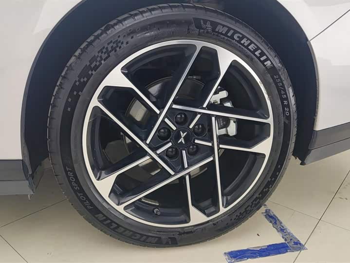 Фото 6 - XPeng F57