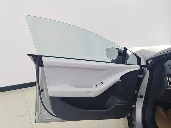 Фото 7 - XPeng F57