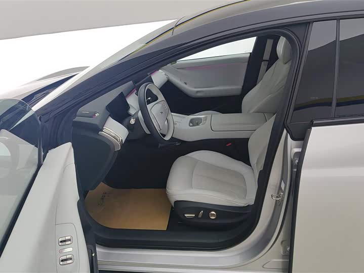 Фото 9 - XPeng F57