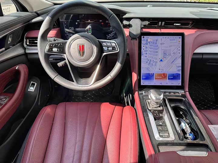 Фото 8 - Hongqi H5