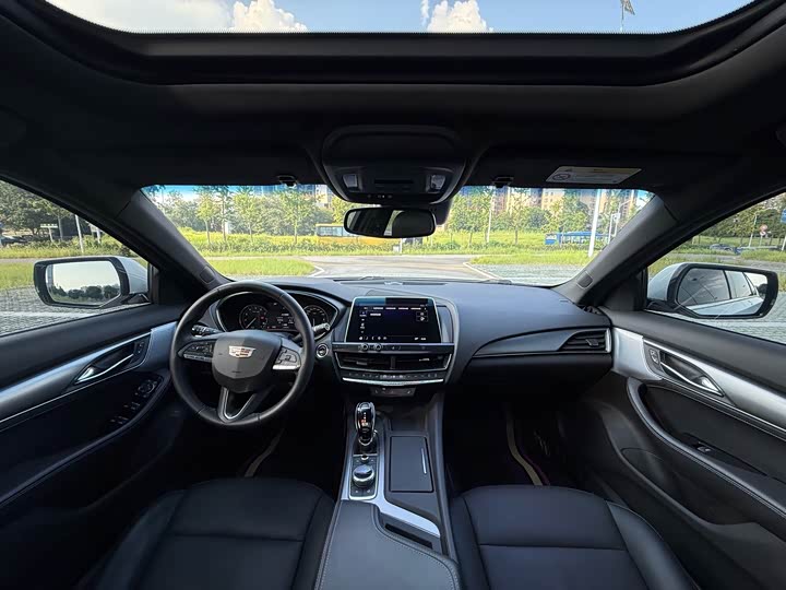 Фото 4 - Cadillac CT5