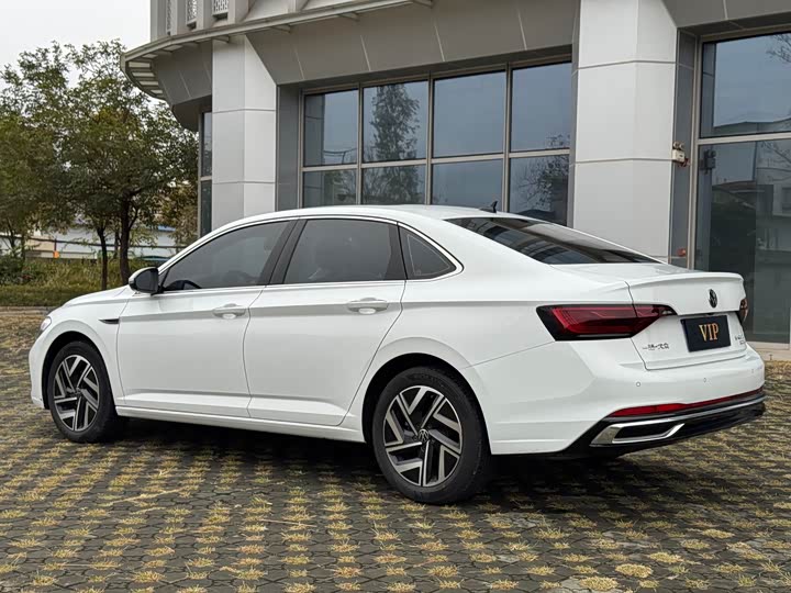 Фото 6 - Volkswagen Sagitar L