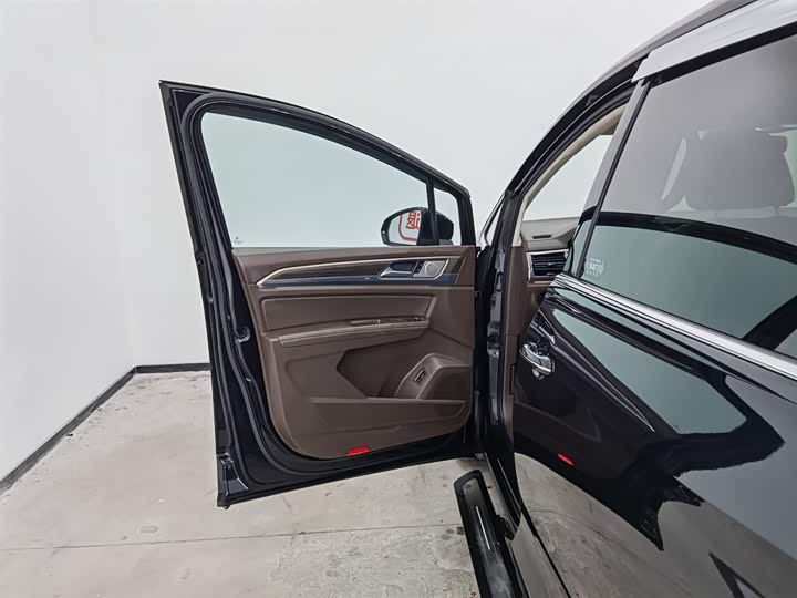 Фото 8 - Volkswagen Viloran