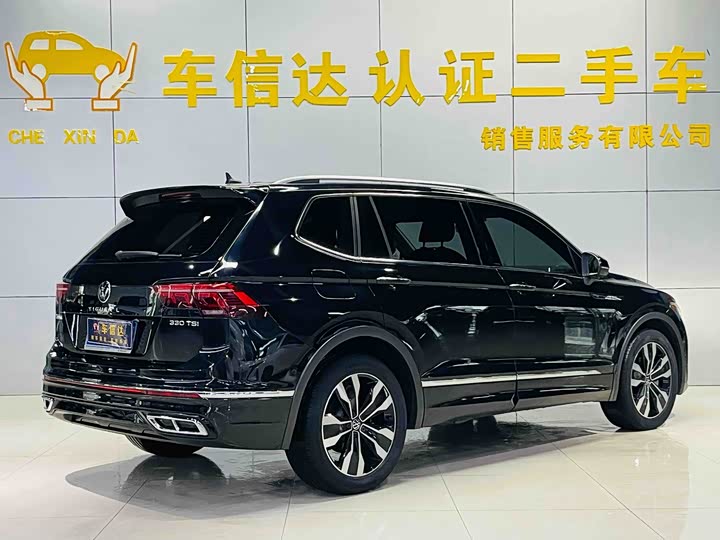 Фото 3 - Volkswagen Tiguan L Pro