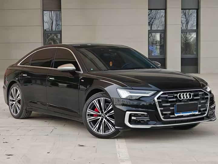 Фото 3 - Audi A6L