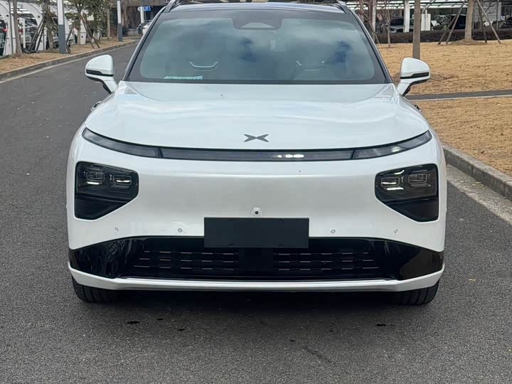 Фото 6 - XPeng G9