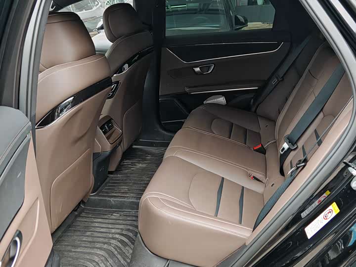 Фото 5 - BYD Han