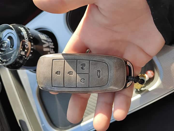 Фото 9 - GAC Aion Y