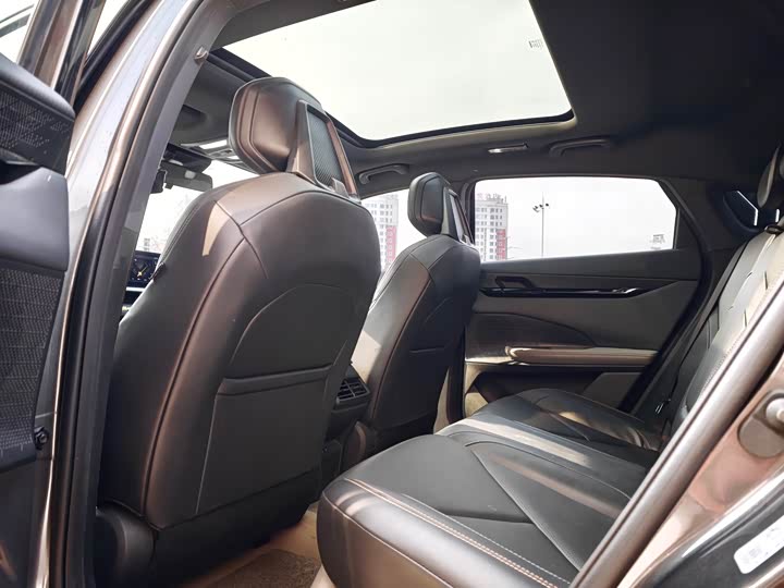 Фото 5 - Changan UNI-V