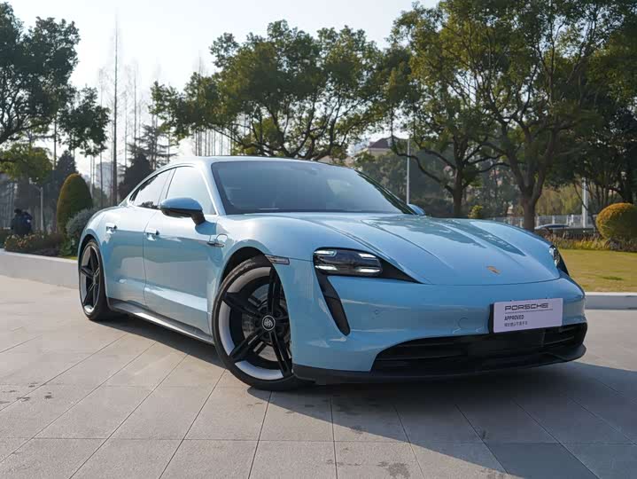 Фото 5 - Porsche Taycan