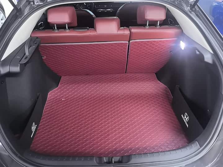 Фото 4 - Honda Civic