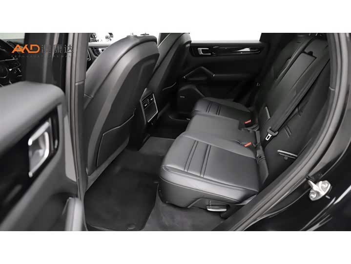 Фото 7 - Porsche Cayenne Hybrid