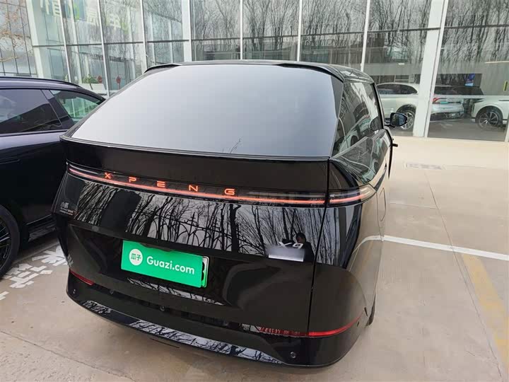 Фото 6 - XPeng X9