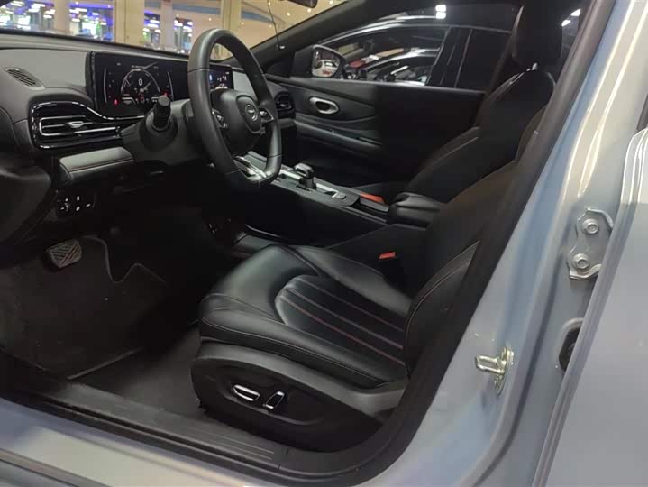 Фото 9 - GAC Trumpchi Empow R