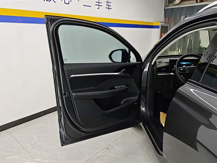 Фото 7 - Roewe RX5 Max