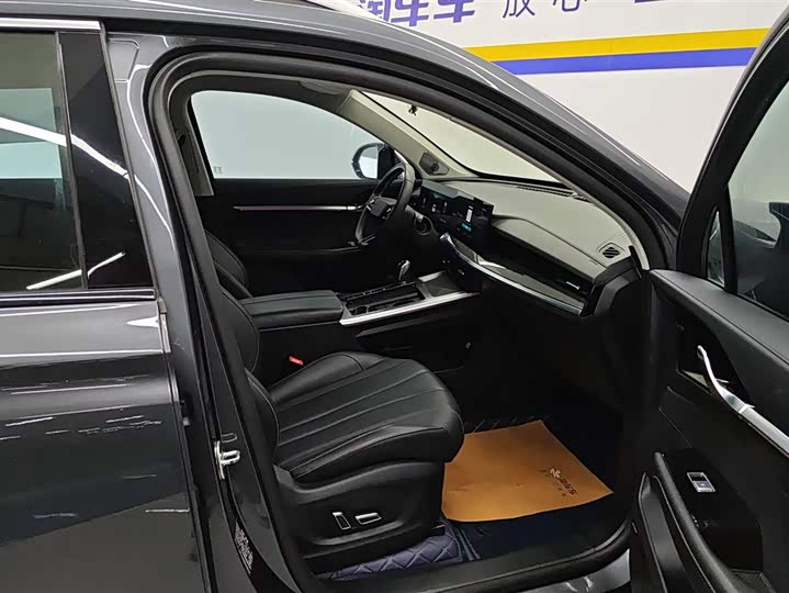 Фото 8 - Roewe RX5 Max
