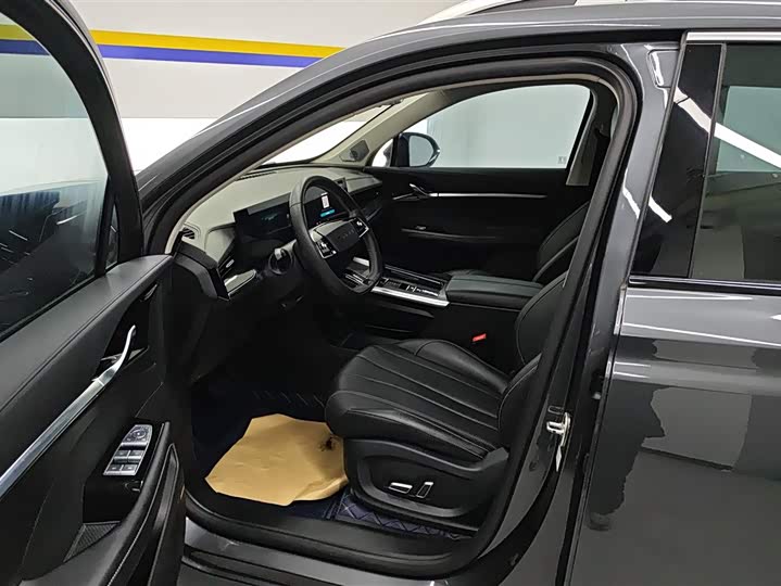 Фото 9 - Roewe RX5 Max