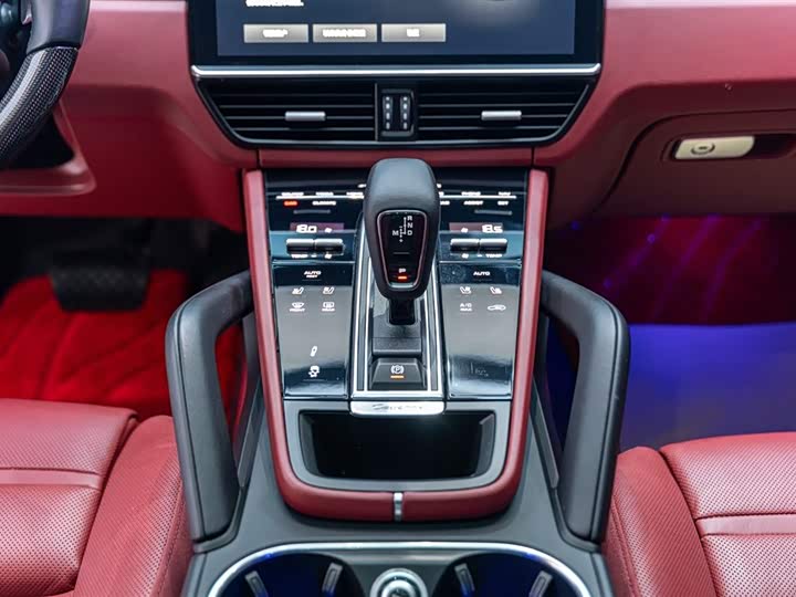 Фото 8 - Porsche Cayenne