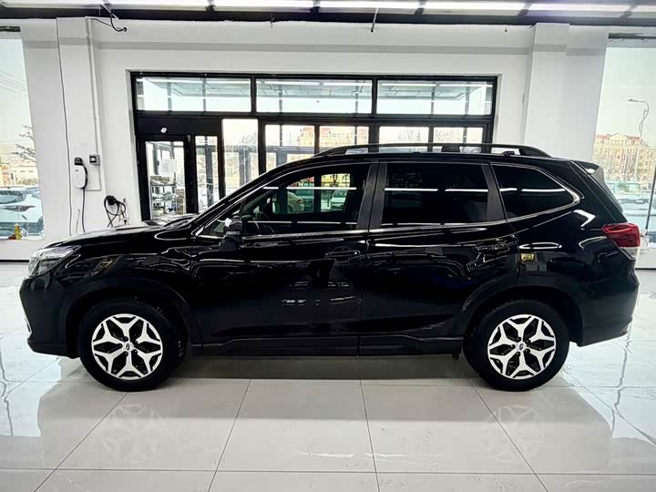 Фото 3 - Subaru Forester