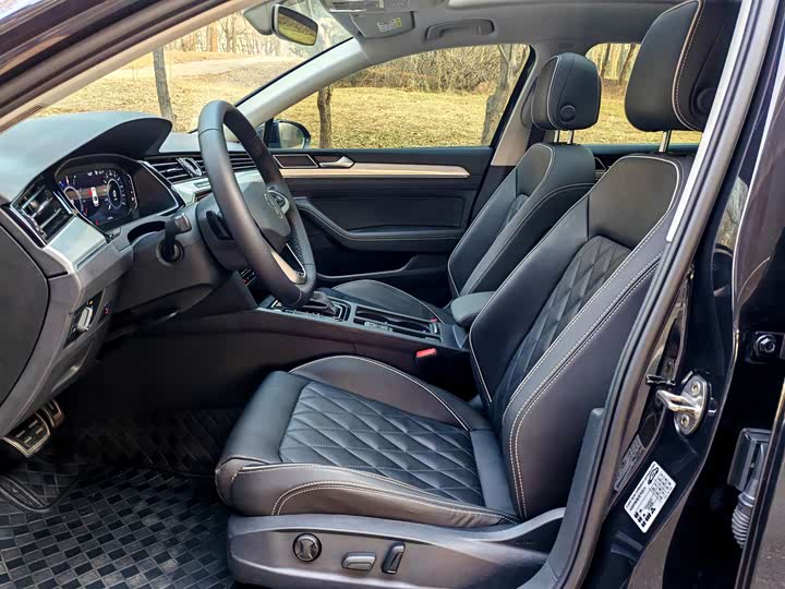 Фото 5 - Volkswagen Magotan GTE Hybrid