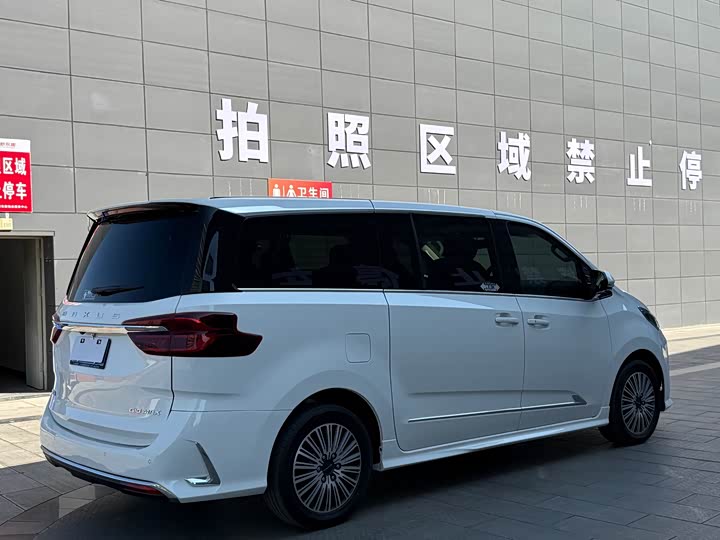 Фото 4 - Maxus G10