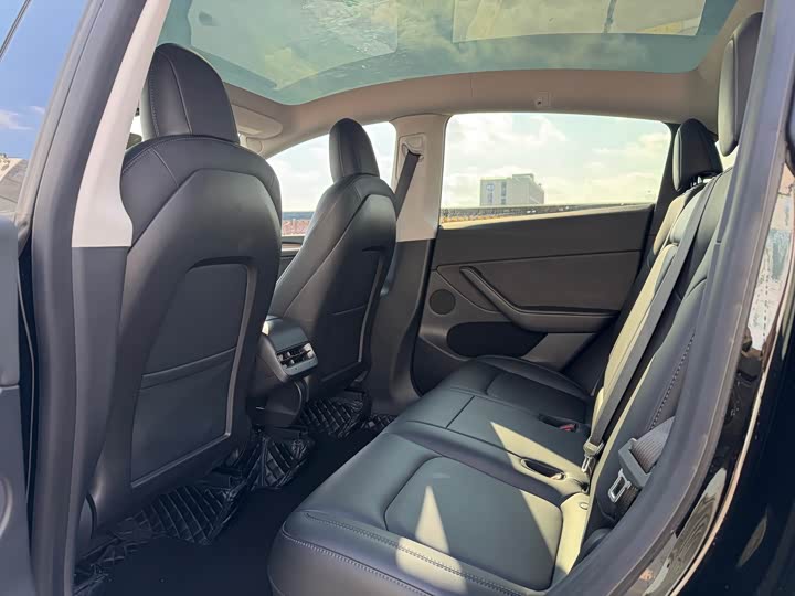 Фото 5 - Tesla Model Y